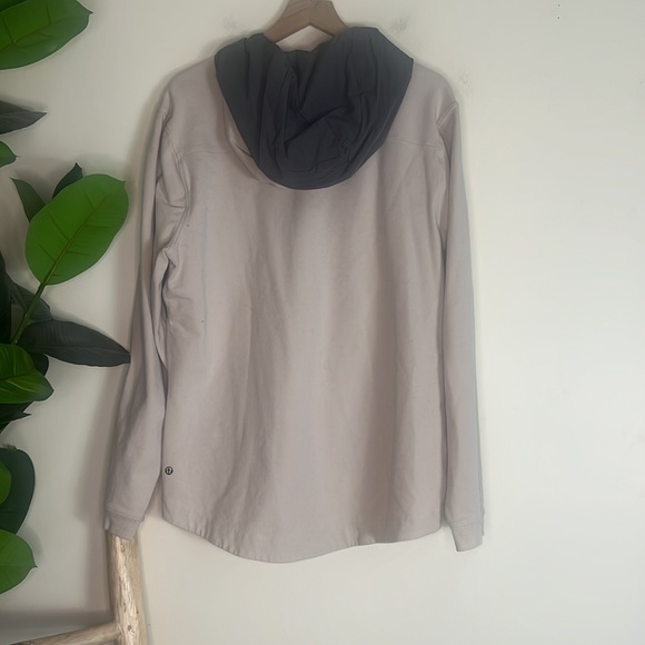 Lululemon Dispatch Hoodie Size XL - Picture 4 of 9